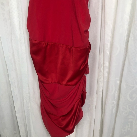 ⛔️SOLD⛔️ PASCUCCI Couture Woman's size 8 red ruched bodycon midi dress - Picture 8 of 13